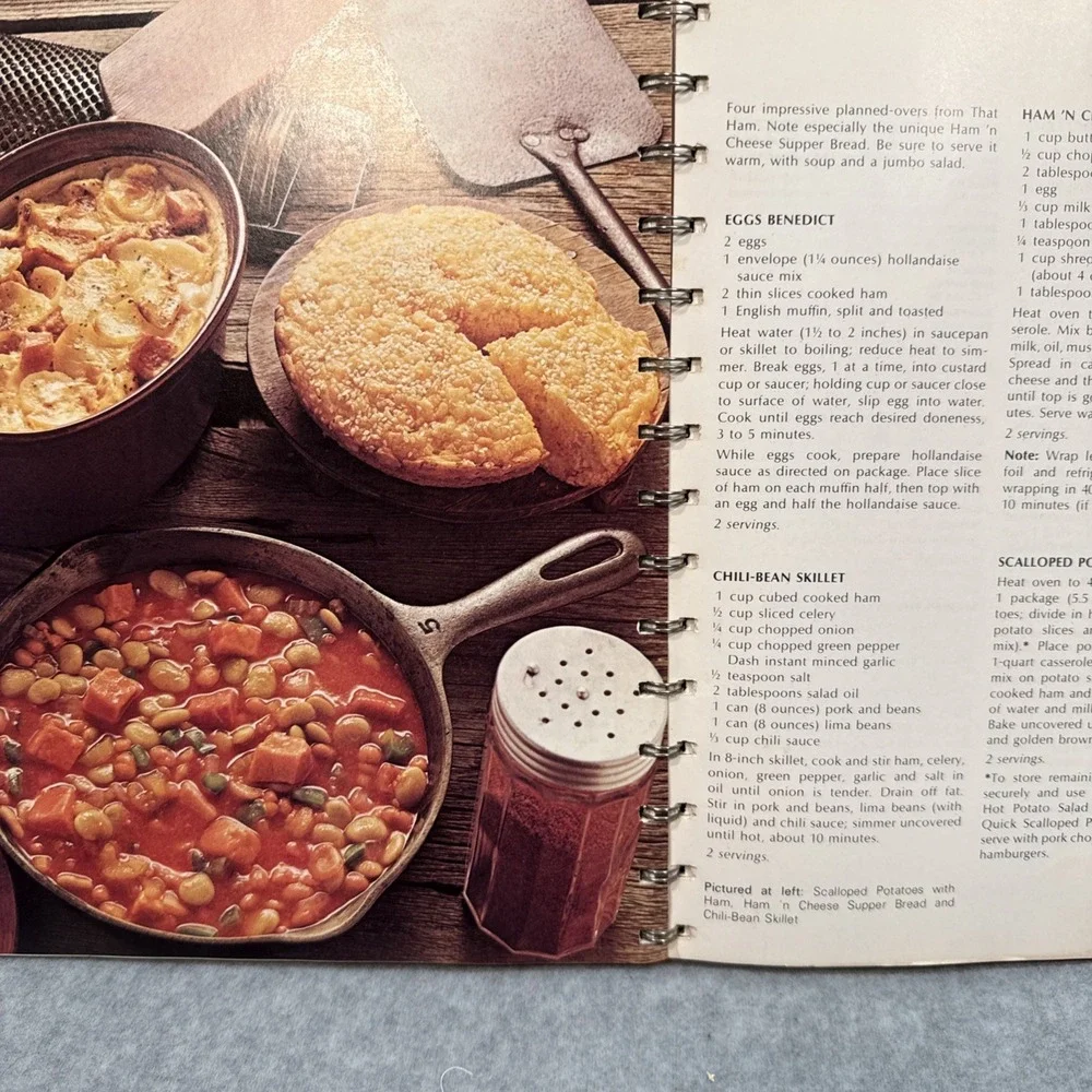 VTG 1973 Betty Crocker Dinner For Two Cookbook‎ Spiral Bound Golden Press 70's